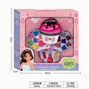 <img src='photo/X/JX057773.jpg'width='400' height='300'>