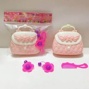 <img src='photo/X/JX060462.jpg'width='400' height='300'>